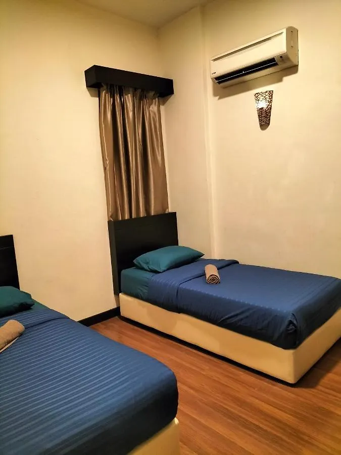 3 Bedroom Apartment & Free Access To Waterpark At B Lagoon Melaka 0*, Malacca