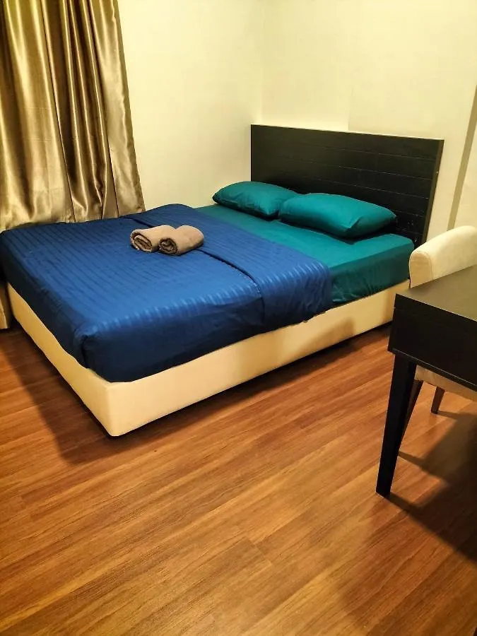 3 Bedroom Apartment & Free Access To Waterpark At B Lagoon Melaka